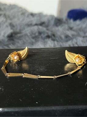 Vintage Gold Floral Pearl Accent Sweater Guard - Women's Jewelry